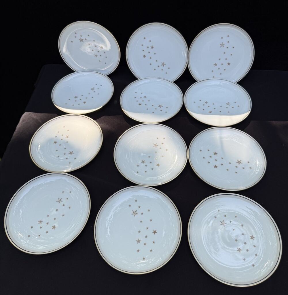 12 Rare Vintage Bing & Grondahl Milky Way Gold Star Pattern 7” Bread Side Plates